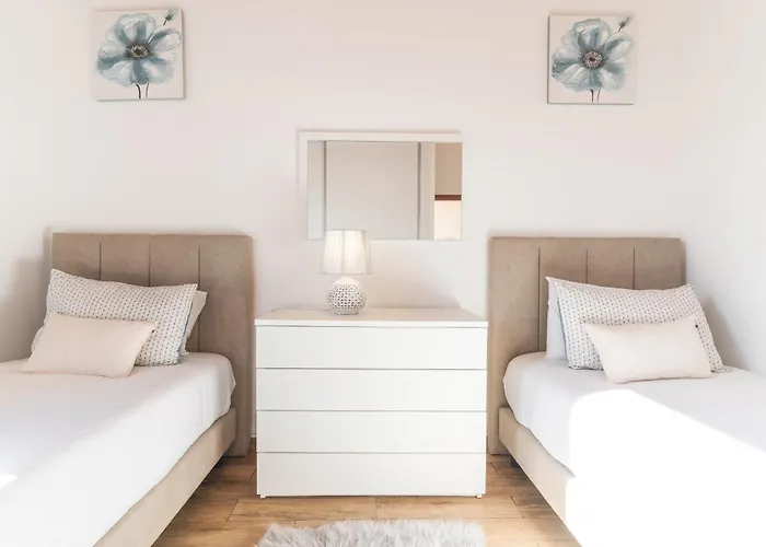 Magnolia By Atlantic Machico (Madeira)