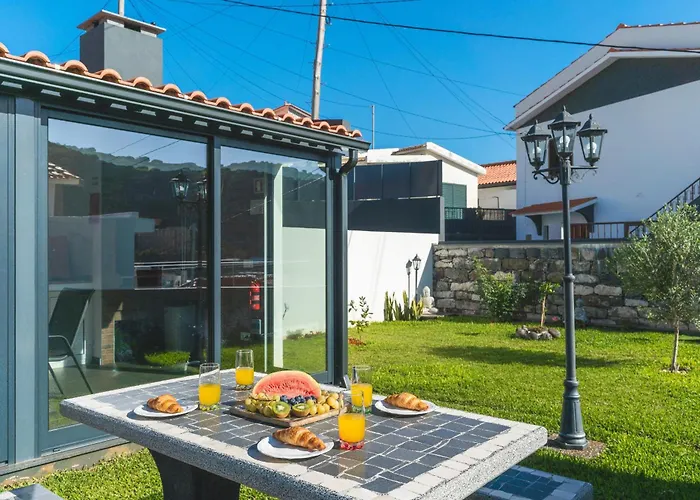 Magnolia By Atlantic * Machico (Madeira)